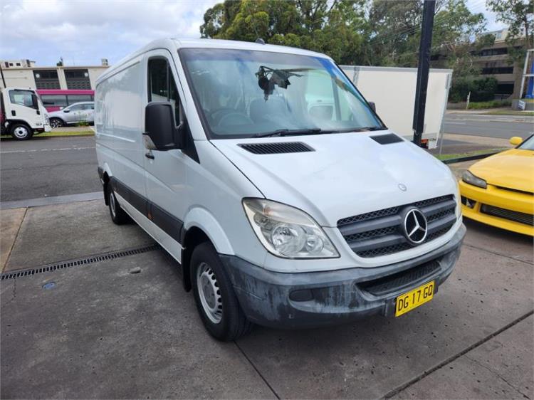 2009 MERCEDES-BENZ SPRINTER van 311CDI AUTOMATIC