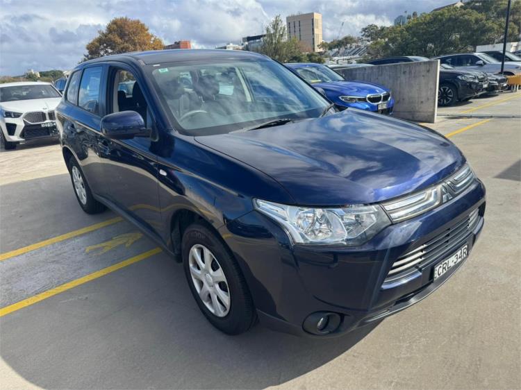 2012 MITSUBISHI OUTLANDER 4D WAGON ES (4x2) ZJ